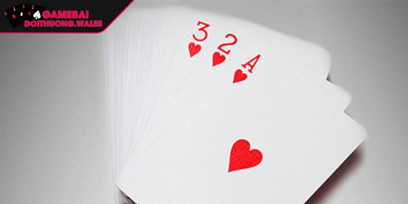 Bài 3 Cây Miền Bắc Hướng Dẫn Cách Chơi Cơ Bản Chi Tiết Nhất 2 Tiến hành chia bài ba cây miền Bắc theo lượt