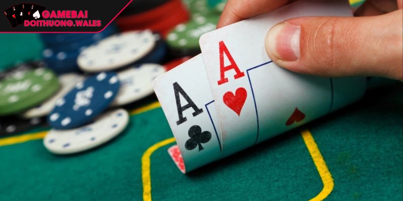 Thứ Tự Bài Poker Từ Mạnh Tới Yếu Và Các Thông Tin Cần Biết 2 Hai đôi là dãy khá yếu theo thứ tự Poker